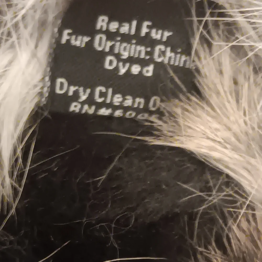 Elegant Rabbit Fur Earmuffs - Black and Gray - Picture 12 of 15